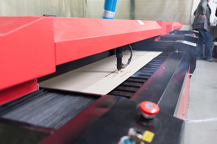 laser cutting machine.jpg laser cutting machine.jpg